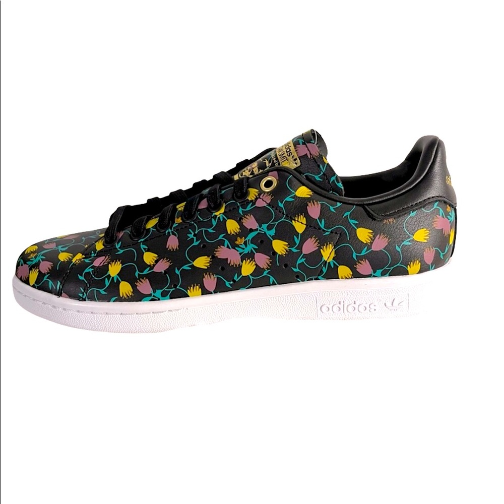 Adidas Stan Smith W Black Floral Sneakers. Size 9